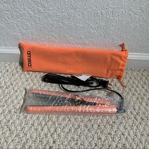 Amika Hair Straightener- Never Opened